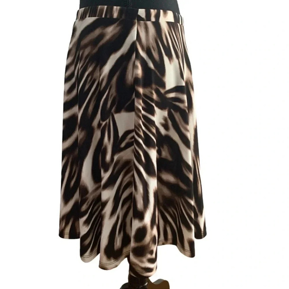 Boston Proper Blurred Leopard Skirt Size 10. Tags Attached - Picture 3 of 4